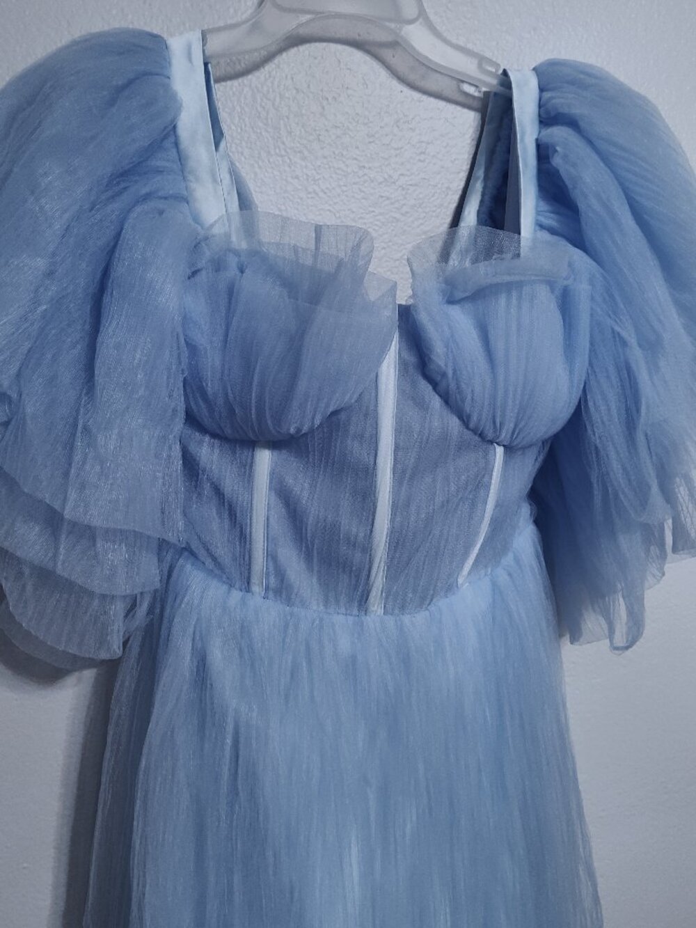 Ethereal Light Blue Tulle Gown Size S. - Picture 4 of 13